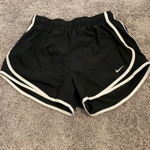 Nike running shorts size medium